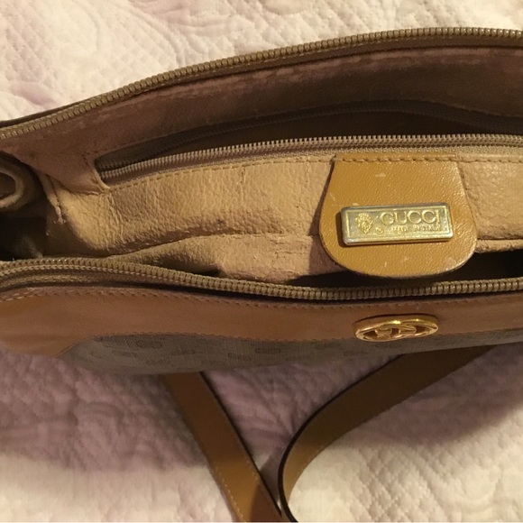 Vintage authentic Gucci crossbody bag with matching wallet - Picture 2 of 3